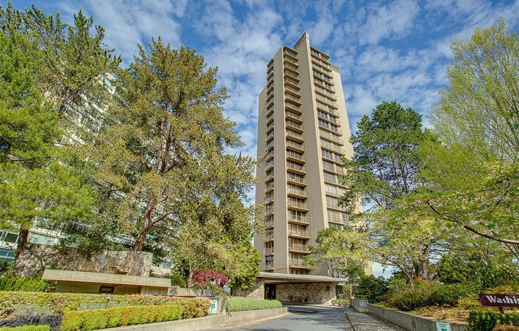 Washington Park Tower