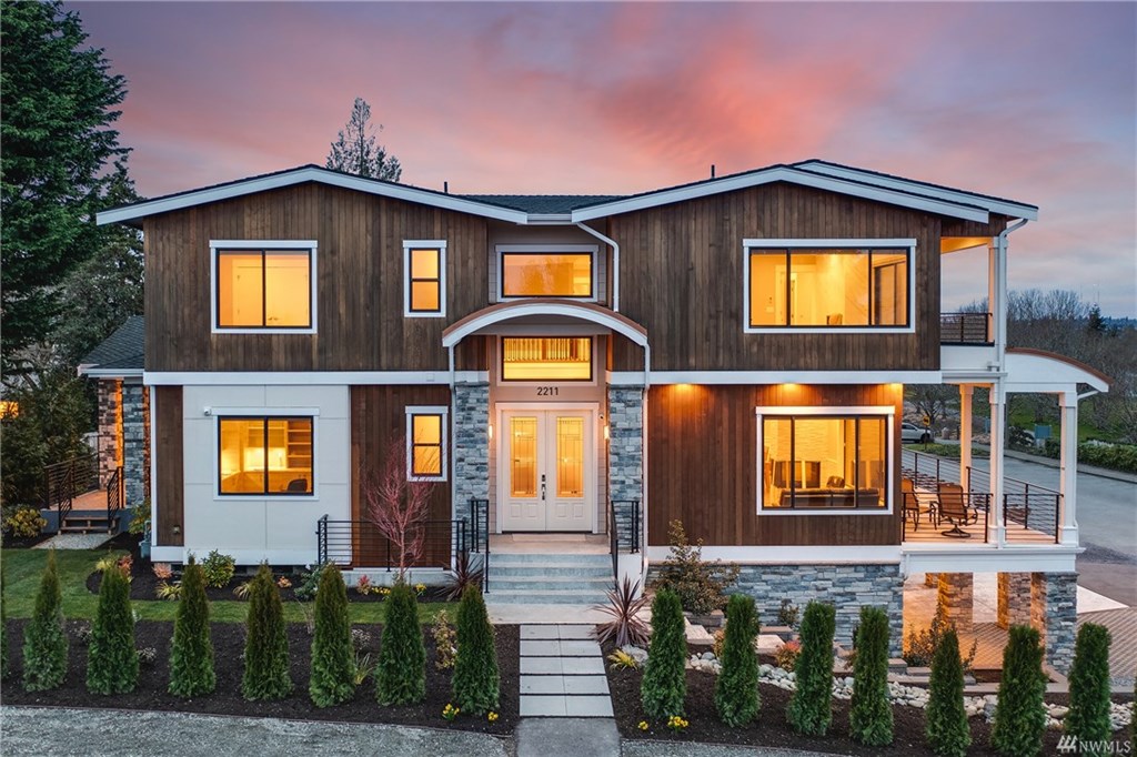 Luxury Home on Mercer Island